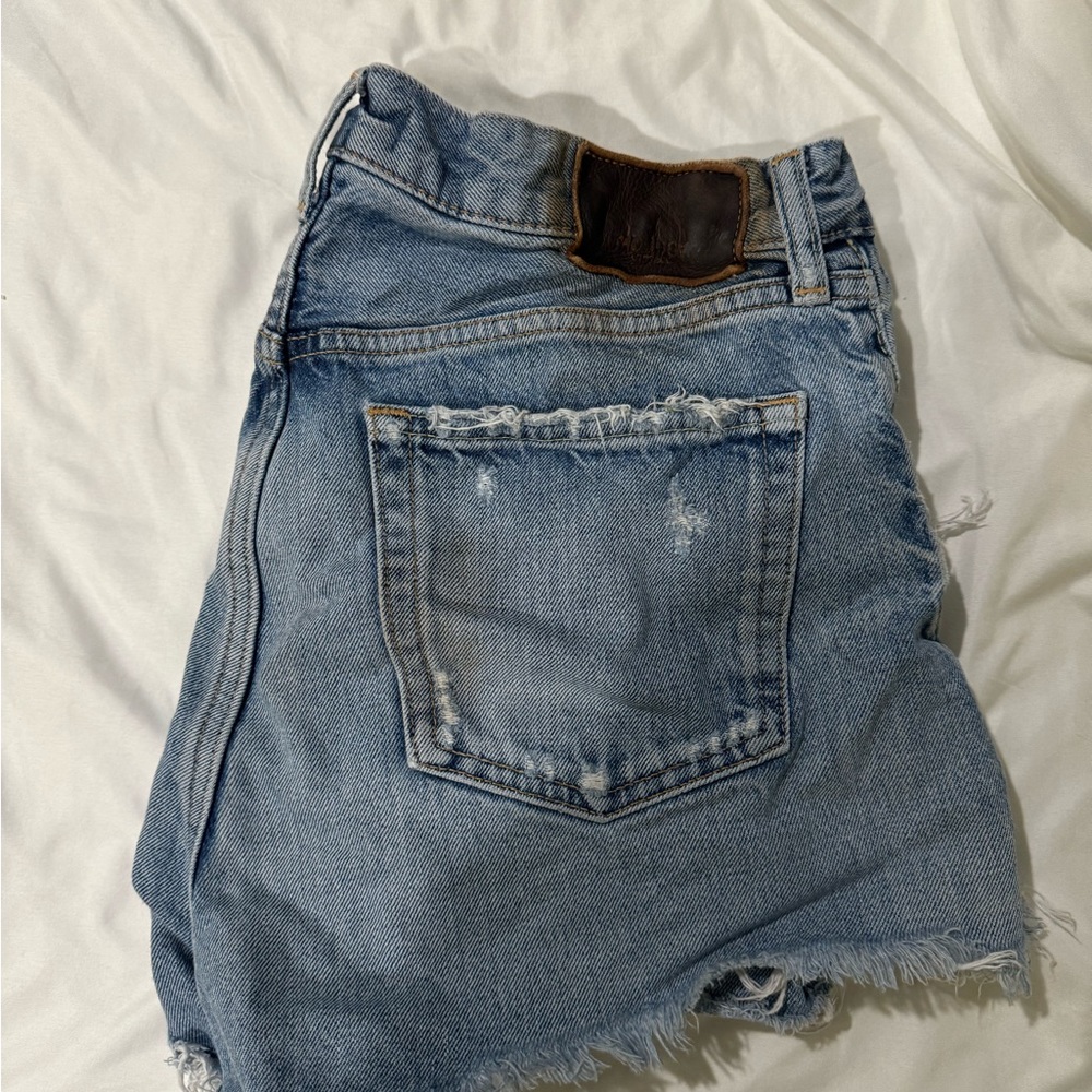 Moussy
Mini Shorts - Picture 2 of 3